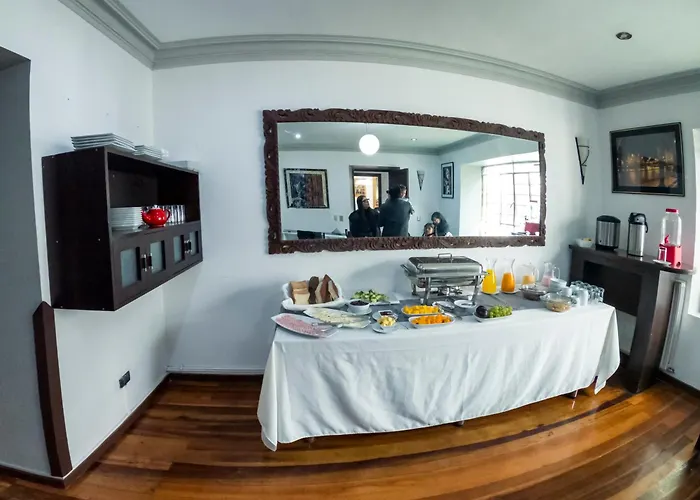 Hotel Emilia Boutique 3*